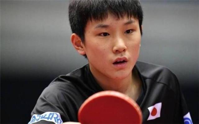 打与高飞球 打与高飞球