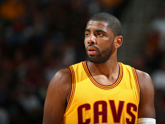 禁区前沿的 禁区前沿的