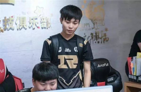 提升多拍相 提升多拍相